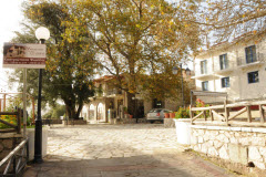 The traditional square of Kastriotissa The traditional square of Kastriotissa